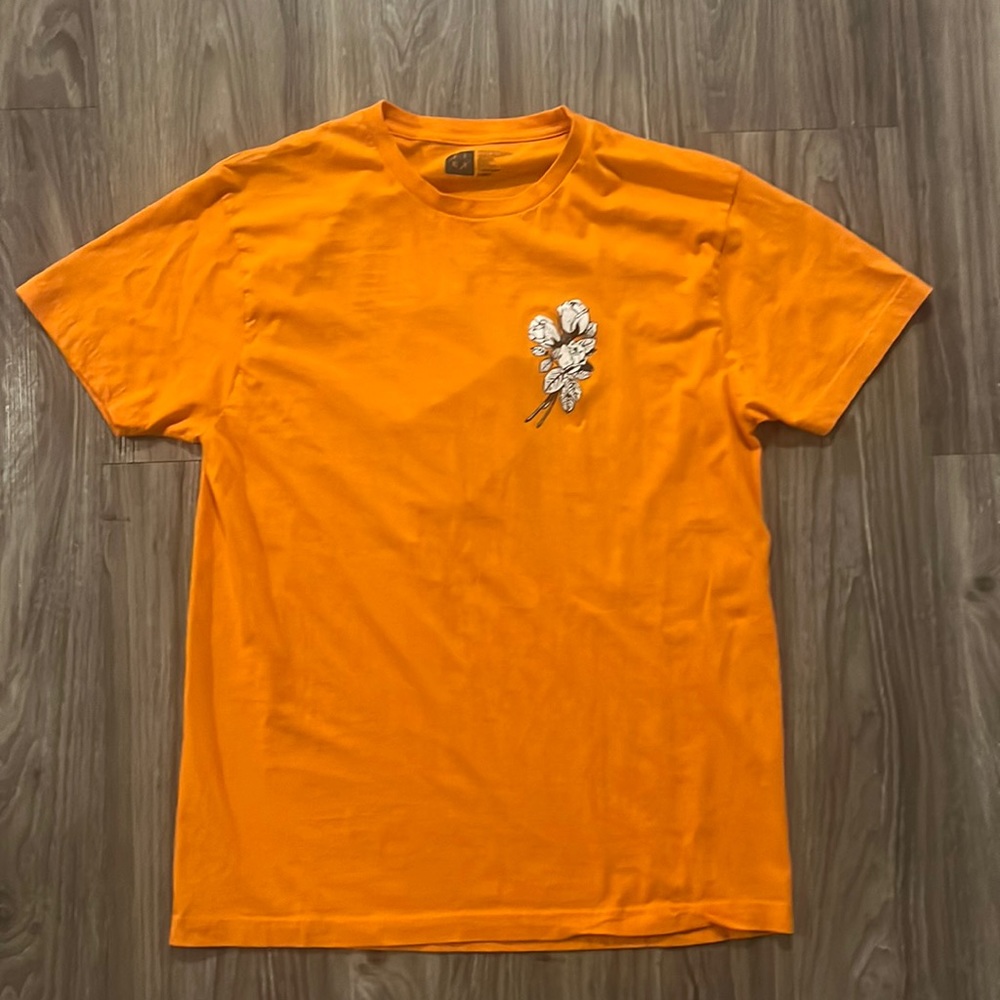 Outtatime 3 Rose design Graphic T-Shirt Men's Size Large